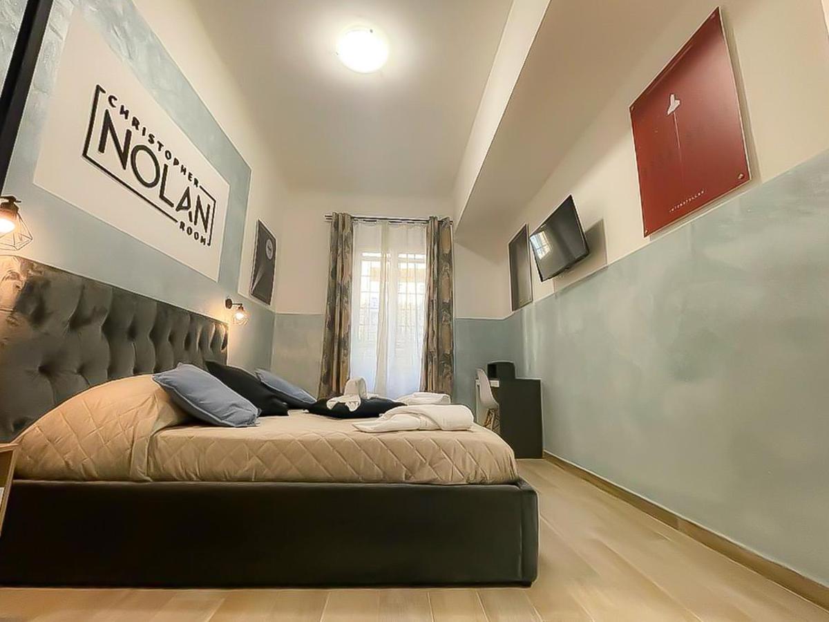 Cinemovie Guesthouse Рим Екстериор снимка