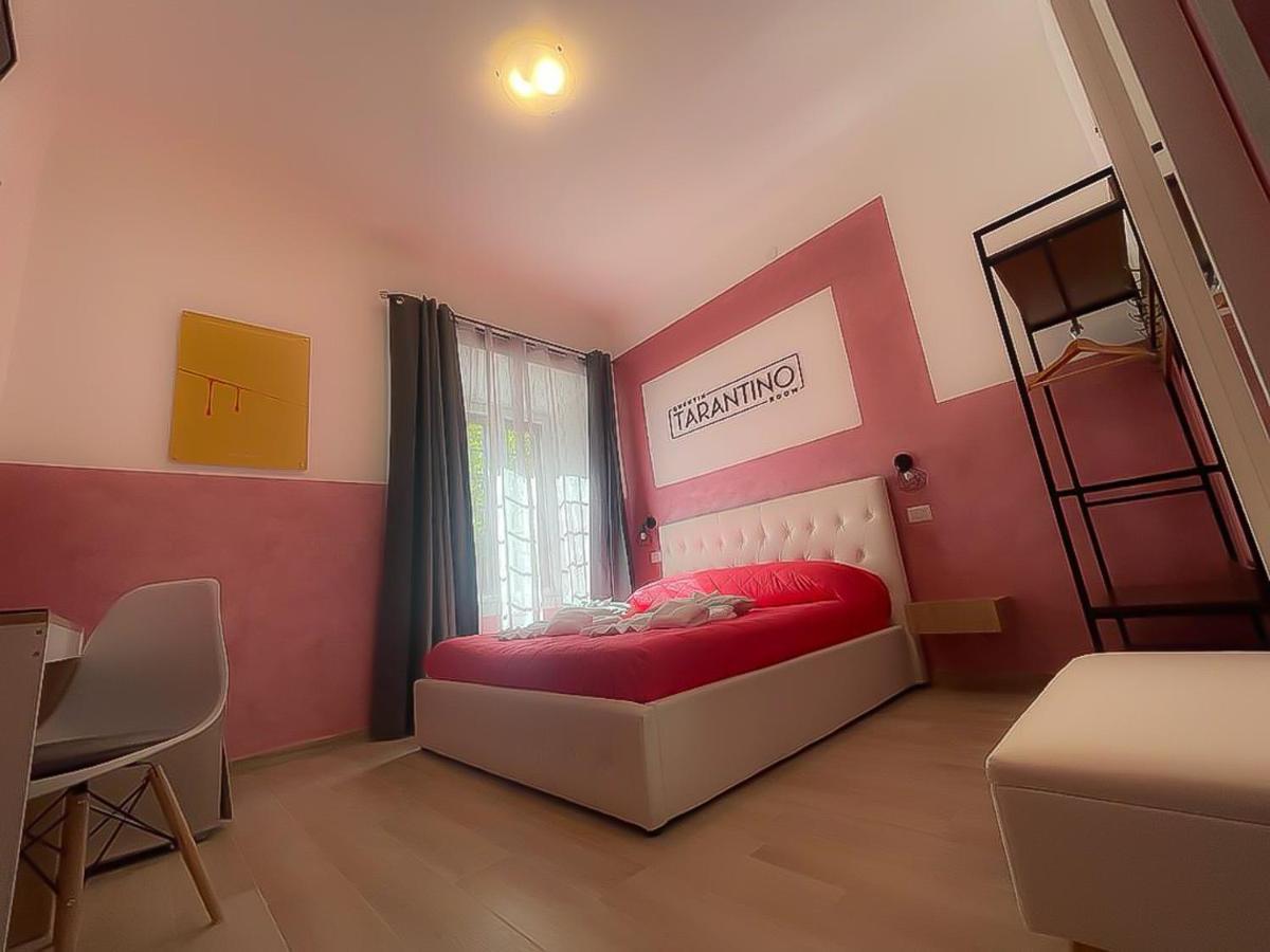 Cinemovie Guesthouse Рим Екстериор снимка