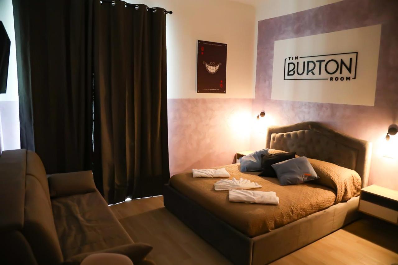 Cinemovie Guesthouse Рим Екстериор снимка